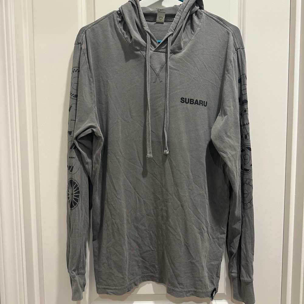 Gray Men's Crewneck Sweater (fits like Men's Medium)